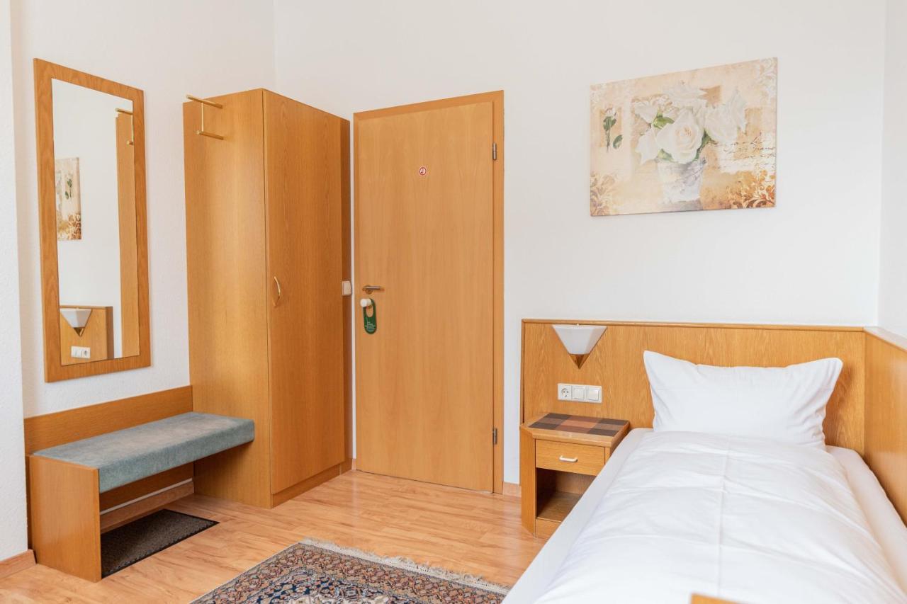 Hotel Am Roemerplatz Ulm Eksteriør billede