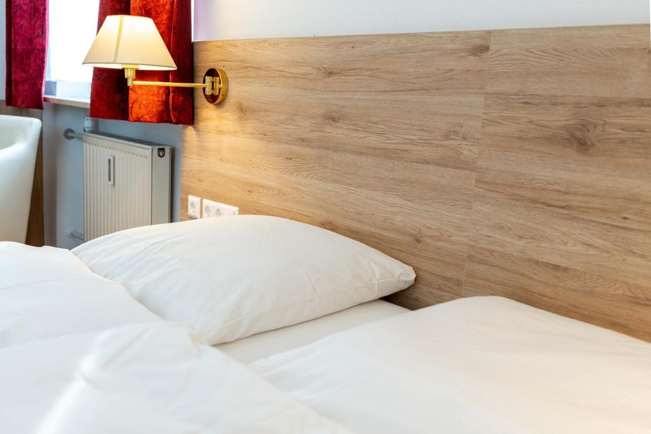 Hotel Am Roemerplatz Ulm Eksteriør billede