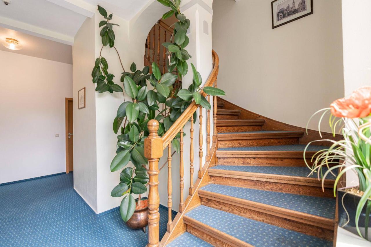 Hotel Am Roemerplatz Ulm Eksteriør billede