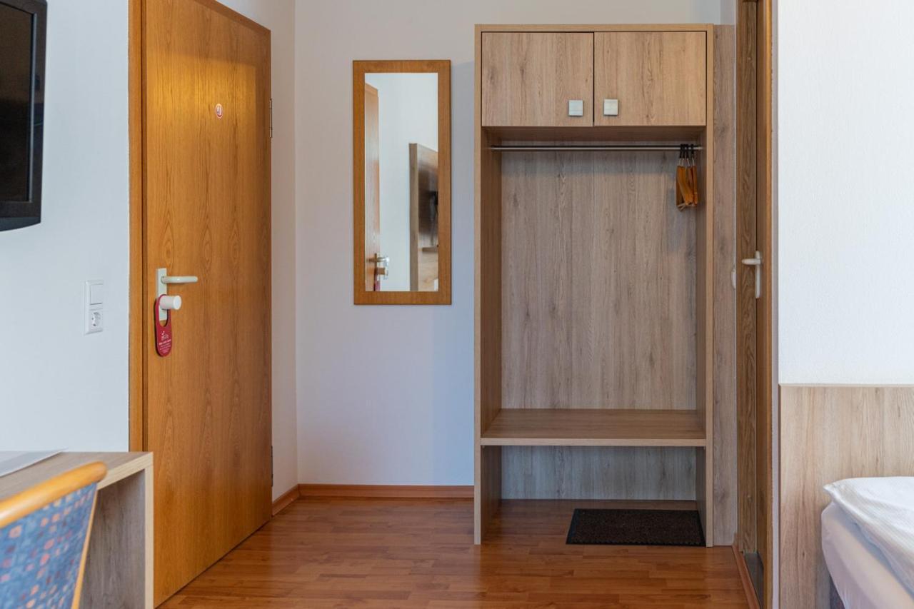 Hotel Am Roemerplatz Ulm Eksteriør billede